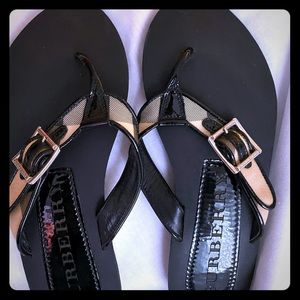 Burberry Leather Strap Slippers Size 7.